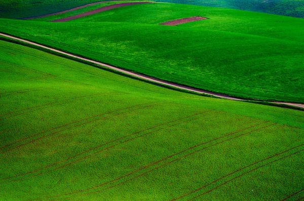 Ländliche Landschaft mit Straße — Stockfoto