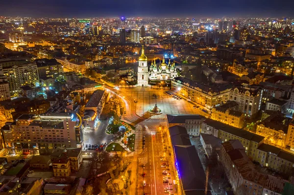 Vue aérienne de nuit nuit Kiev — Photo