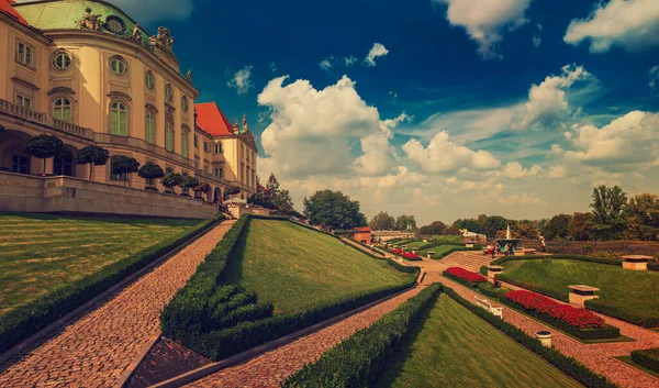 King Palace jardín — Foto de Stock