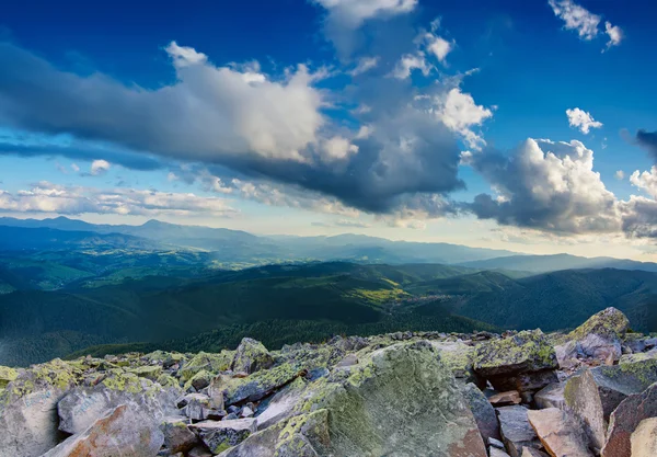 Karpaten berglandschap — Stockfoto