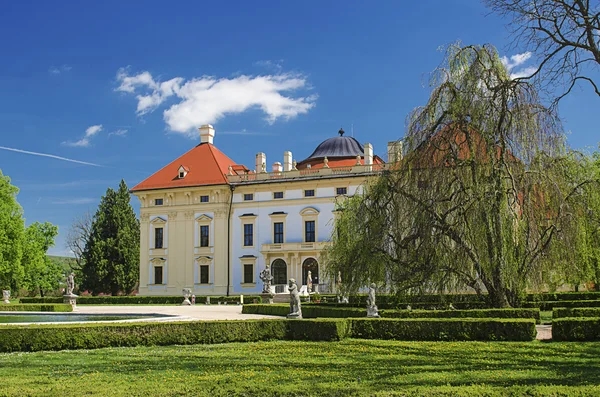 Замок у Славков - під Аустерліцом — стокове фото