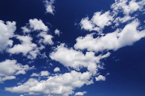 Cielo y nubes — Foto de Stock