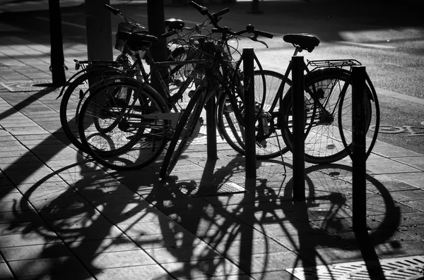 Retro bike on the street — Stock Photo, Image