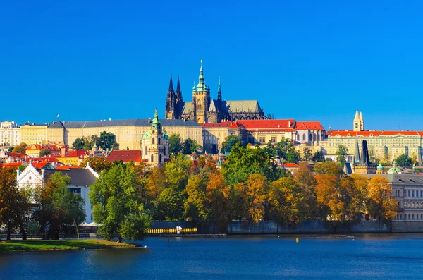 Vista de día Castillo de Praga —  Fotos de Stock