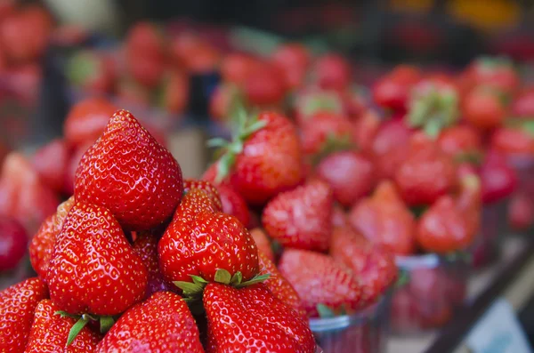 Strawberry at market — Stock Photo, Image