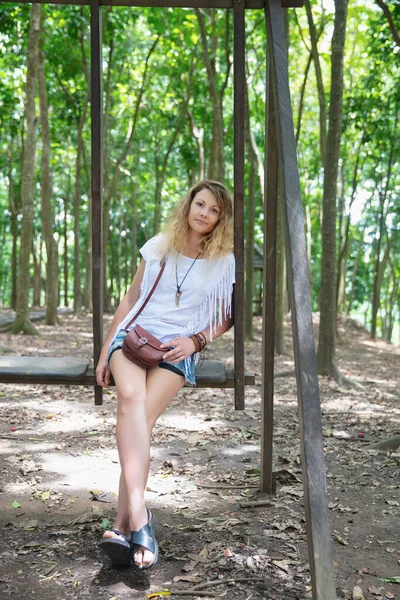 Beautiful Blonde Posing While Sitting Wooden Swing Monkey Forest — Stock Photo, Image