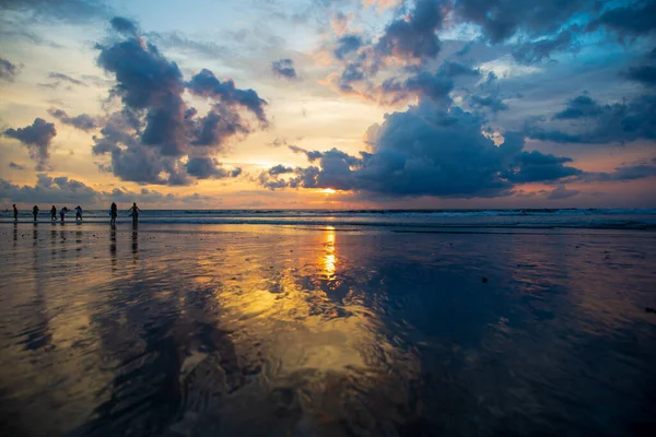 Fantastisk Utsikt Över Solnedgången Kuta Stranden Bali Indonesien — Stockfoto