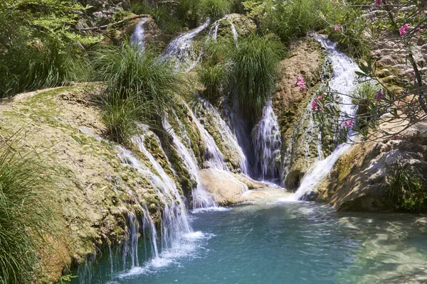 Natural waterfall and lake in Polilimnio area. Greece — Stock Photo, Image