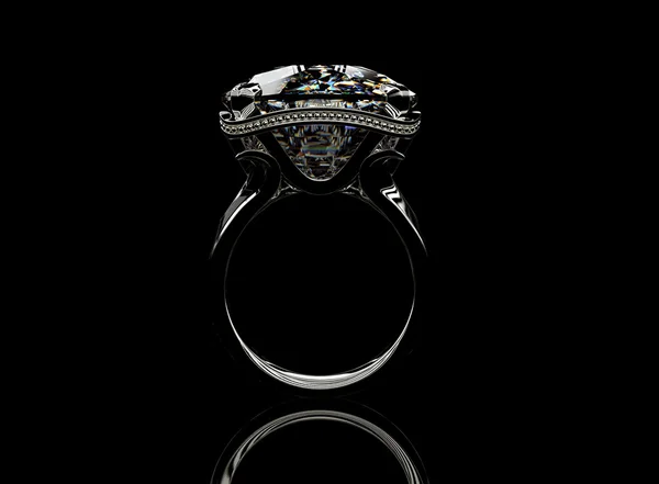 Zlatý prsten s diamantem. — Stock fotografie