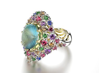 Değerli taşlar ile altın yüzük