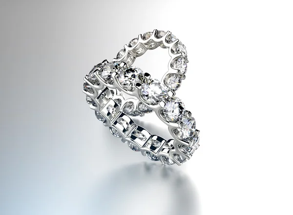 Guldring med diamant. Smycken bakgrund — Stockfoto