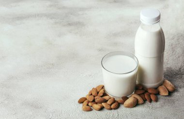 Badem sütü, badem, fındık, beton sırt grubu..