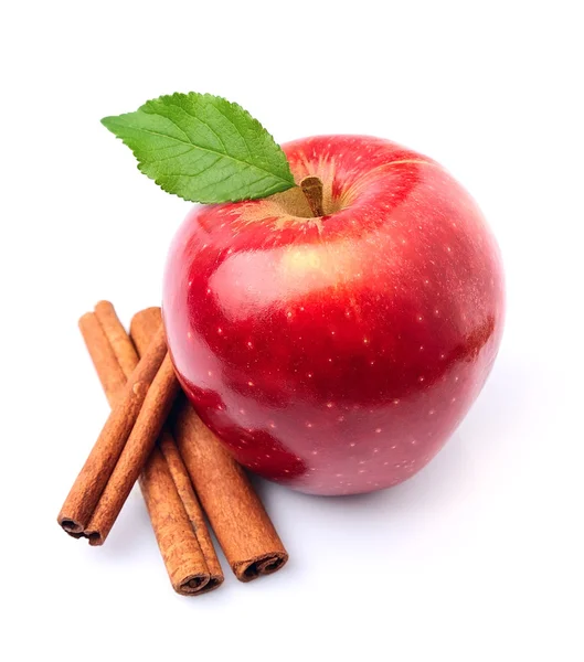 Manzana dulce con varillas de canela — Foto de Stock