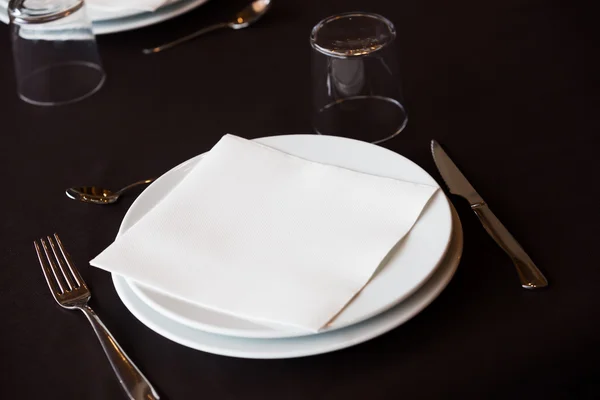 Empty plate restaurant — Stock Photo, Image