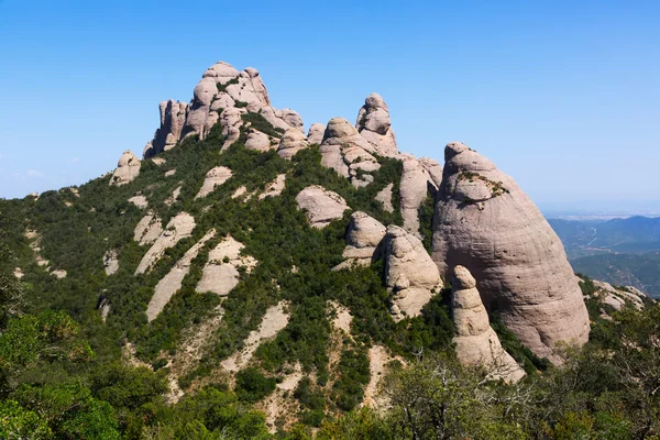 Montserrat hory v létě. — Stock fotografie