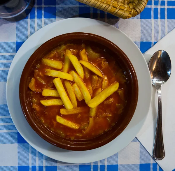 Tripa cozida com batatas — Fotografia de Stock