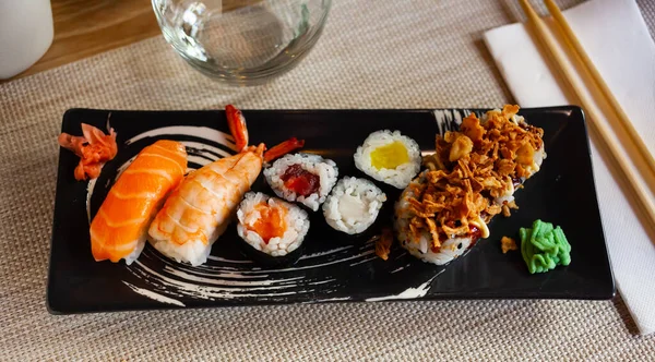 Gesorteerde sushi set — Stockfoto