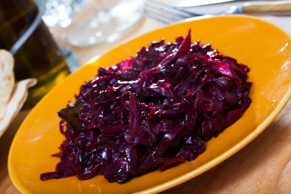 Braised red cabbage — Stock Photo, Image