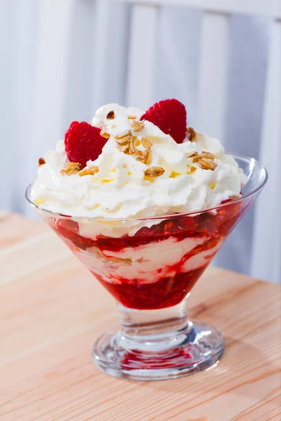 Cranachan - geleneksel İskoç tatlısı — Stok fotoğraf