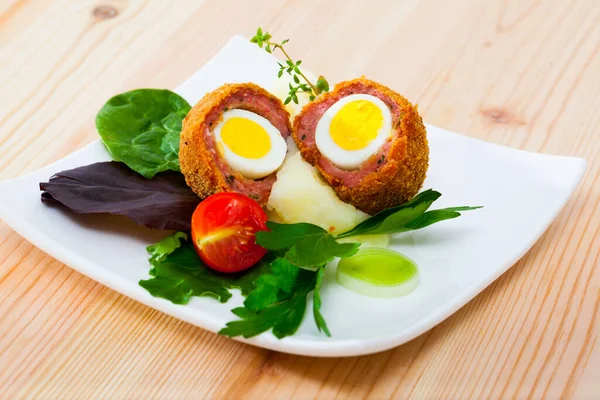 Scotch eggs from quail eggs