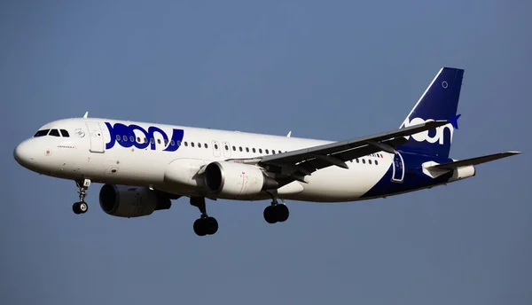 F-GKXI Air France Airbus A320-200 aterrizando en el Aeropuerto de Barcelona — Foto de Stock
