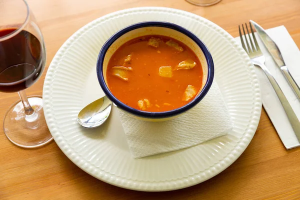 Bouillon Olla Morellana met bonen en groenten, Spaanse keuken — Stockfoto