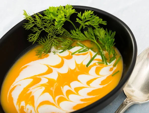 Rezept für Kürbiscremesuppe mit Ingwer — Stockfoto