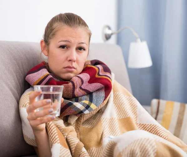 Girl in a plaid is ill of virus — Stock Photo, Image