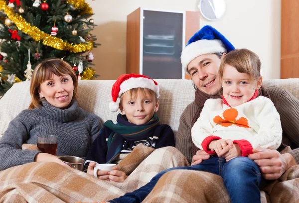 Famiglia a Natale — Foto Stock