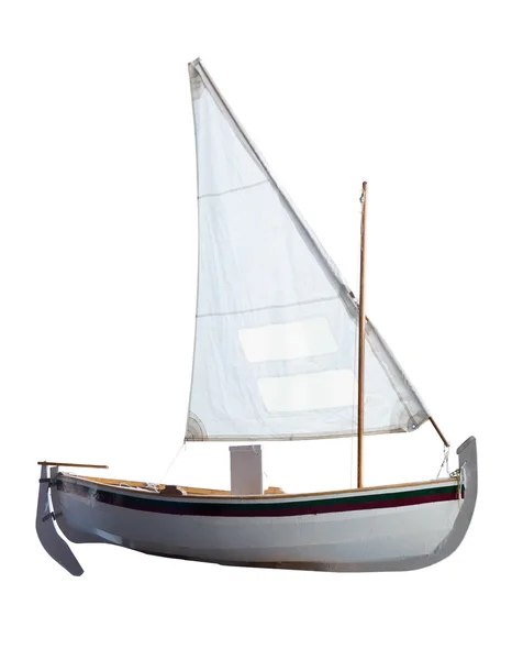 Kleine boot met zeilen ontvouwden — Stockfoto