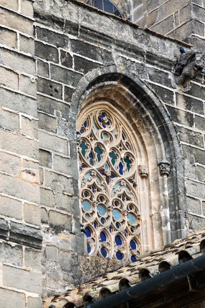 Gamla fönster av kyrkan av San Miguel — Stockfoto