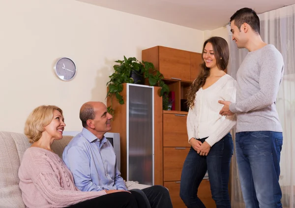 Parents meeting girlfriend of their son — Stock Photo, Image