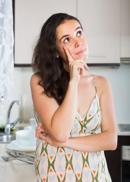 Confused housewife thinking what to prepare — Stock Photo, Image