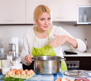 Housewife and spoiled food clipart