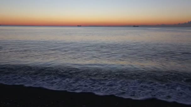 Akdeniz deniz ve kum plaj — Stok video