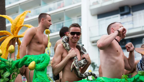 Pochod gay pride v sitges — Stock fotografie