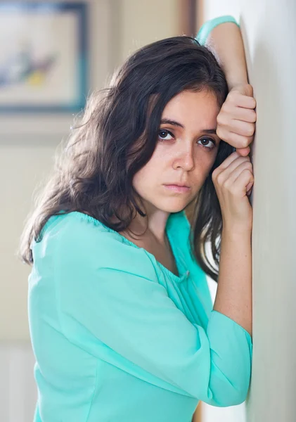 Mulher chorando deprimida — Fotografia de Stock