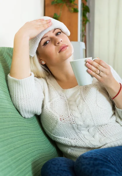Ordinary woman with huge migraine — Stock Photo, Image