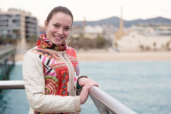 Fille en plein air et yachts — Photo