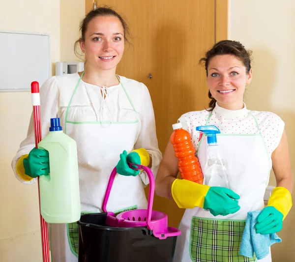 Lavoratori di impresa di pulizia — Foto Stock