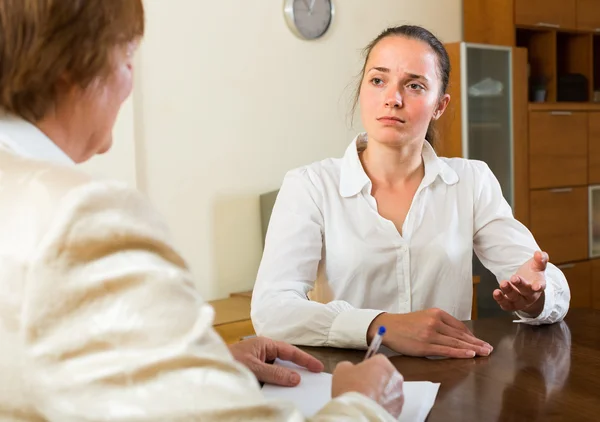 Two adult businesswomen in the office — Stock Photo, Image