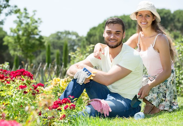 Smiling young couple Stock Picture