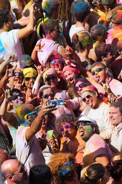 Festival de los colores Holi Barselona 'da — Stok fotoğraf