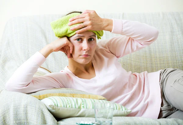 Woman having headache — Stock Photo, Image