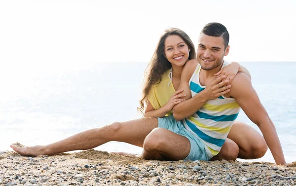 Smiling twosome having romantic date — Stock Photo, Image