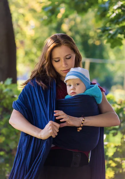 Siempre con su hijo — Foto de Stock