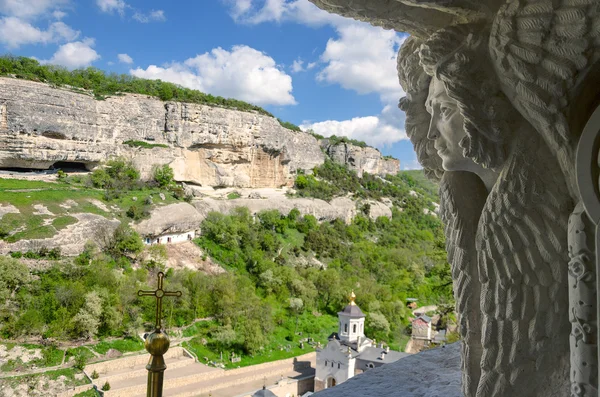 Biserica medievală peșteră — Fotografie, imagine de stoc