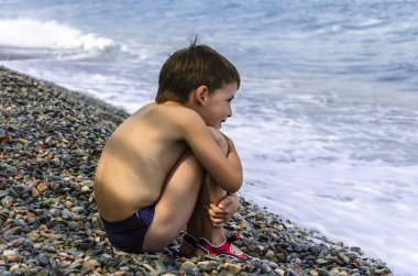çocuk ve deniz
