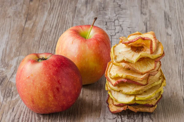 Dried slices of apple — Stock Photo, Image