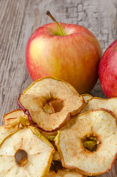 Dried slices of apple — Stock Photo, Image